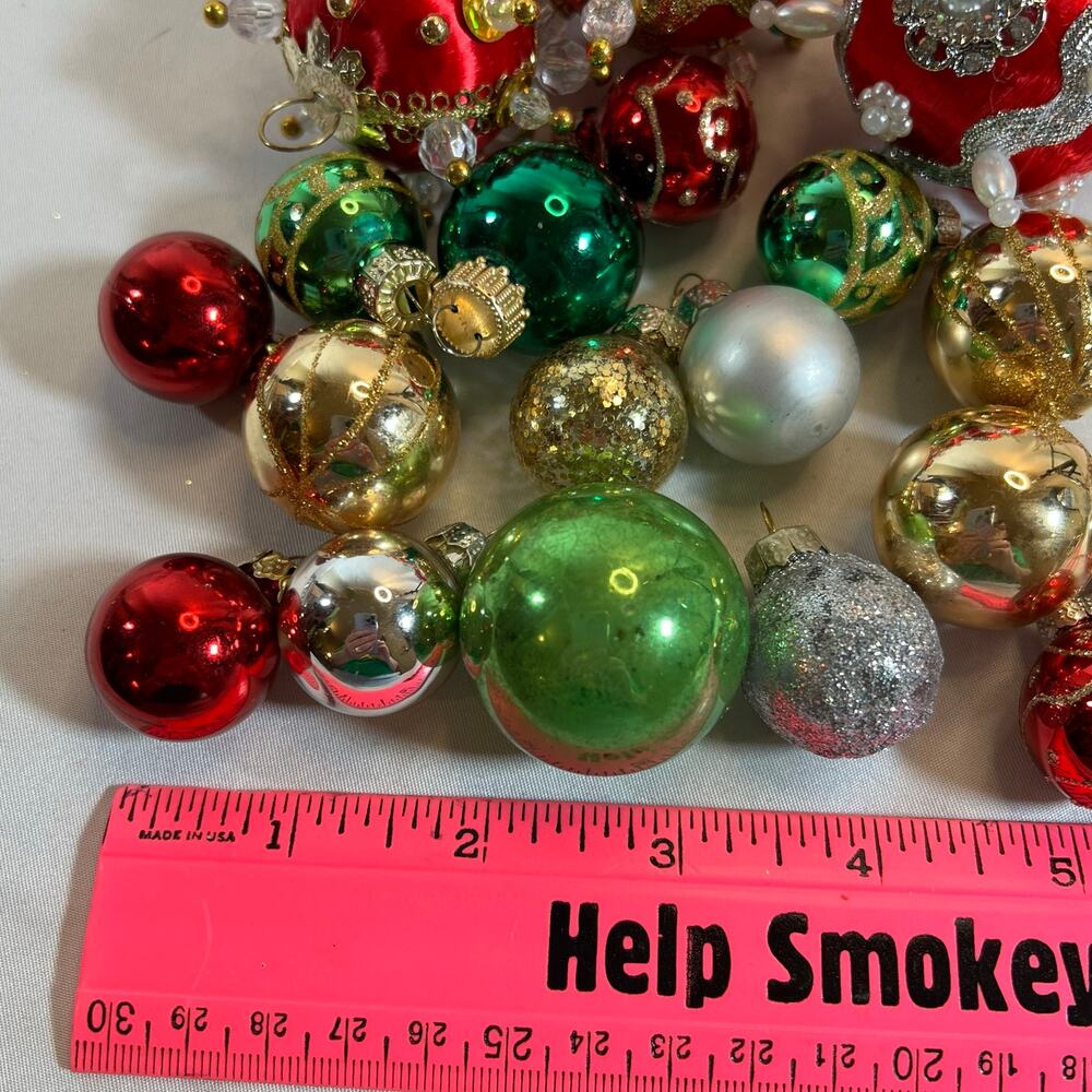 Lot 24 Small Glass & Push Pin Satin Ball Christmas Ornaments Vintage Handmade - Picture 14 of 15